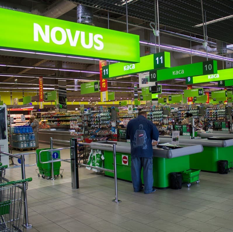 Buying SIM Card at Boryspil Airport - Novus Store